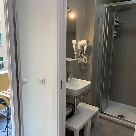 ゲストハウス Ecclesia Domus Vatican 4*