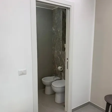 Ecclesia Domus Vatican 4* ローマ