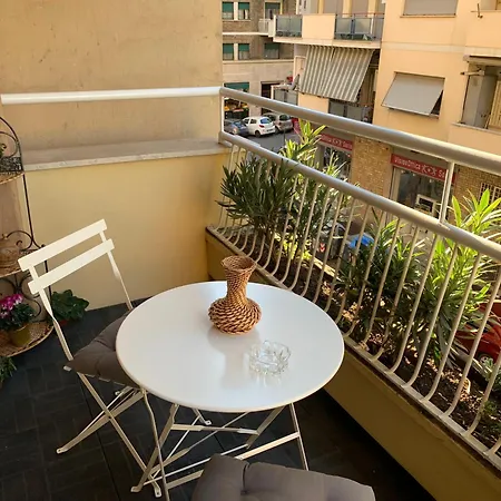 Ecclesia Domus Vatican ゲストハウス 4*