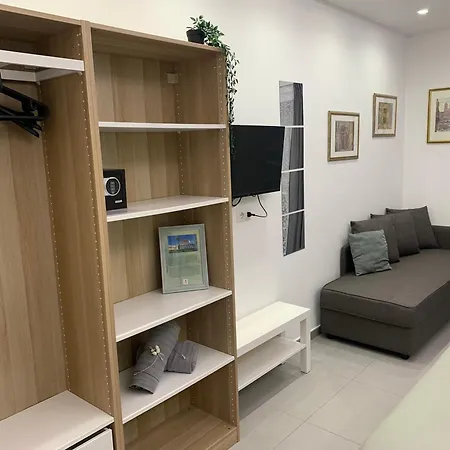 ゲストハウス Ecclesia Domus Vatican ローマ